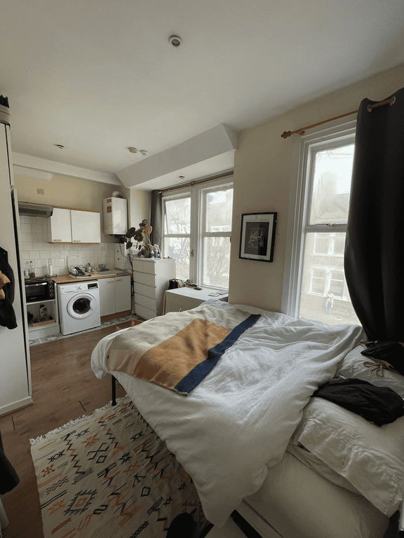 Property photo 1 of 5