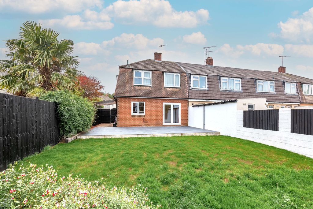 Property photo 1 of 17 Photo 1