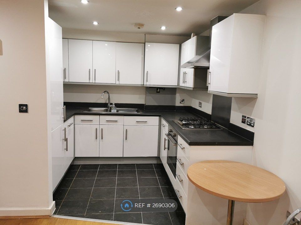 Property photo 3 of 8