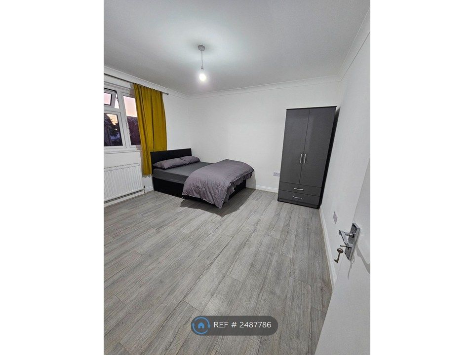 Property photo 3 of 5