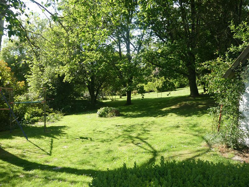 Property photo 2 of 17 Photo 2