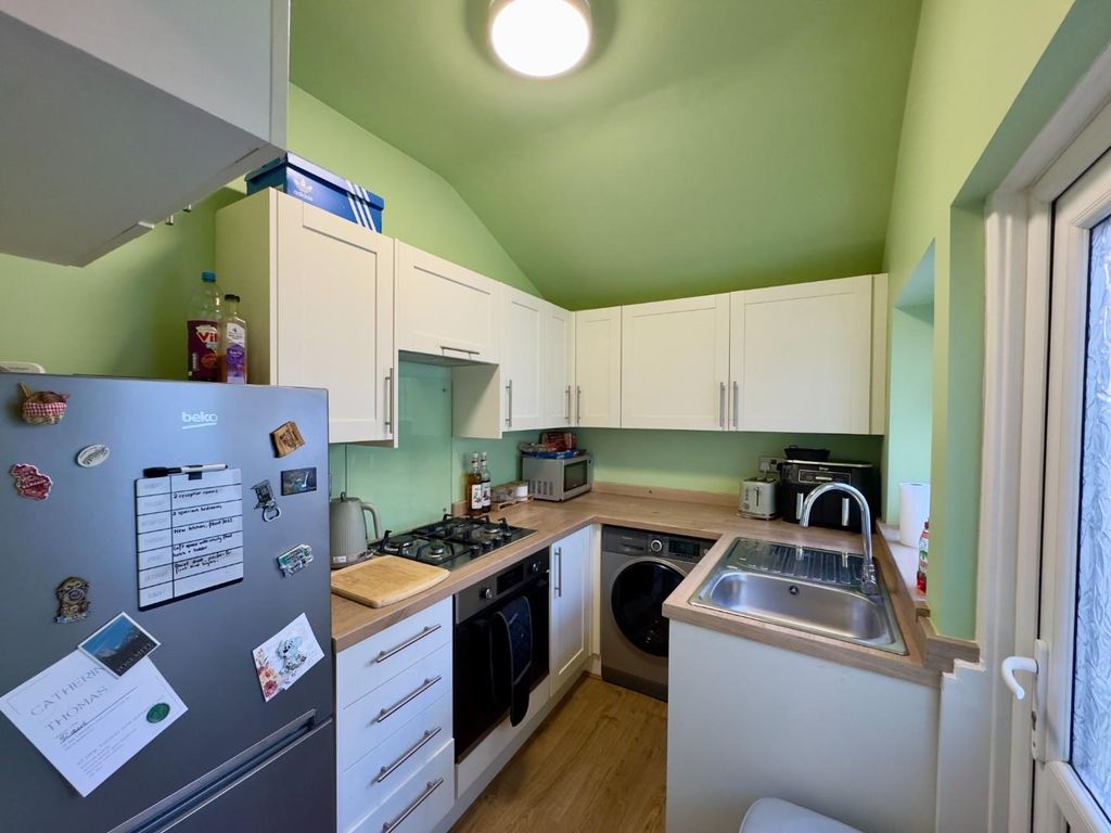 Property photo 1 of 18 Water Street, Hapton, For Sale, Petty Real Estate