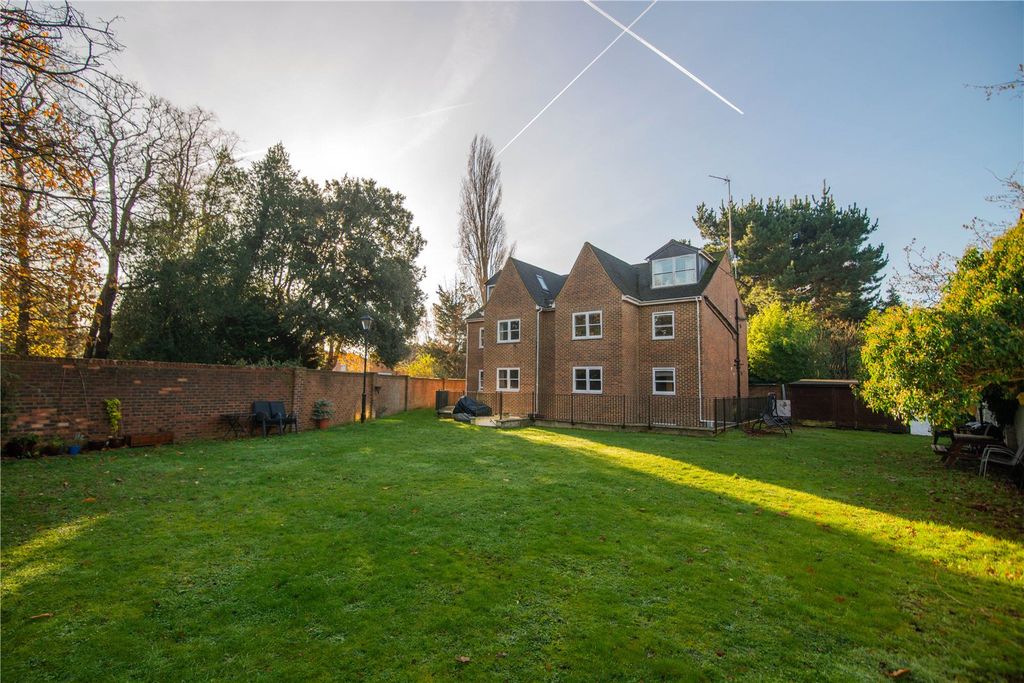 Property photo 3 of 12 Picture No. 28