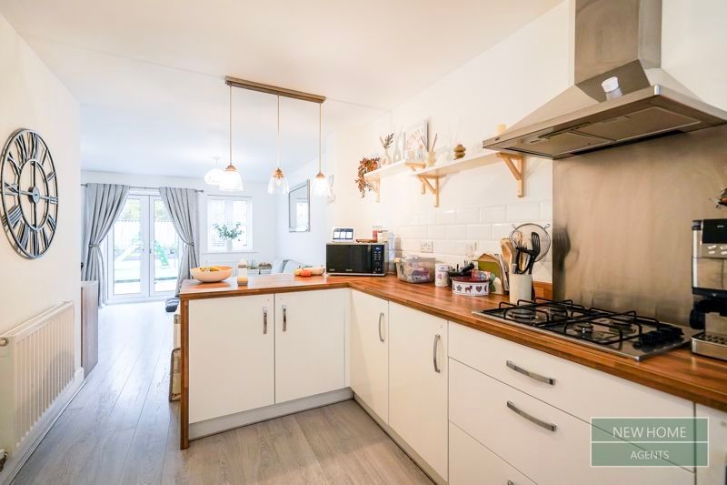 Property photo 2 of 15 Photo 14