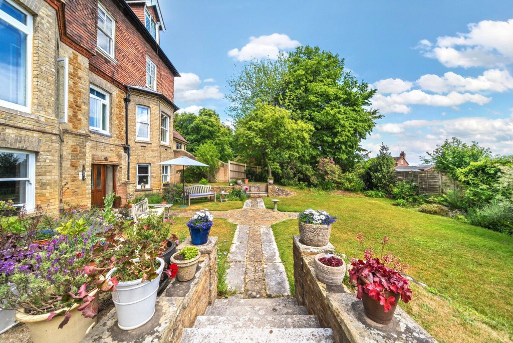 Property photo 2 of 17 Picture No. 47