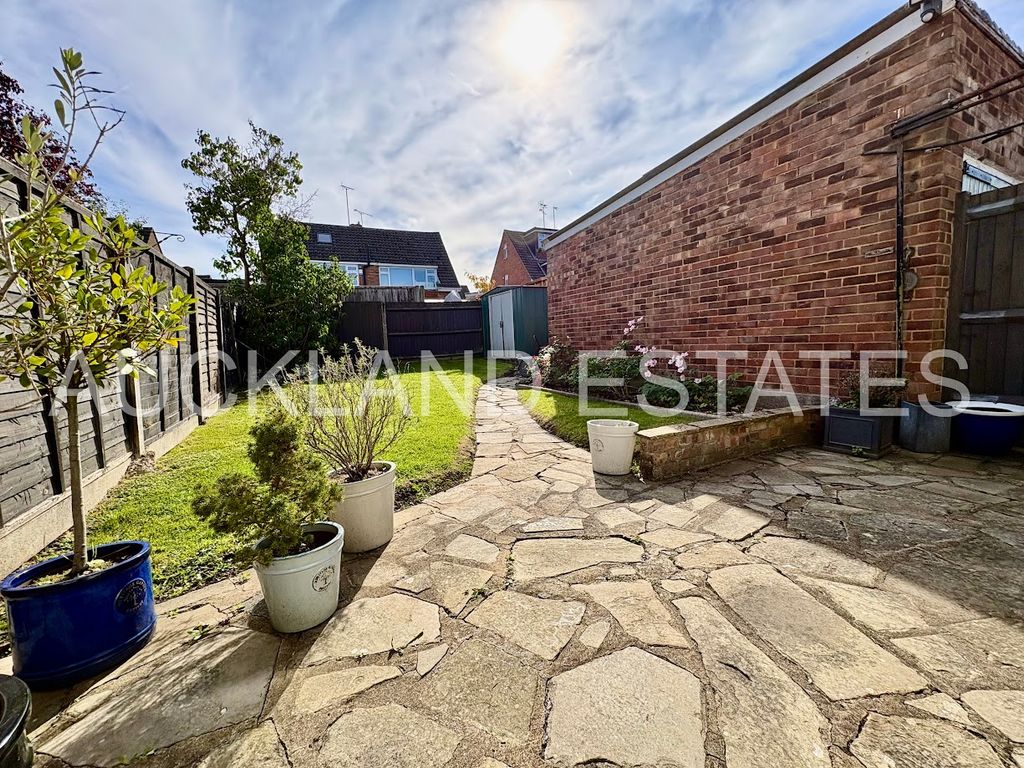 Property photo 2 of 15 Image00003 (4)-1758730263217