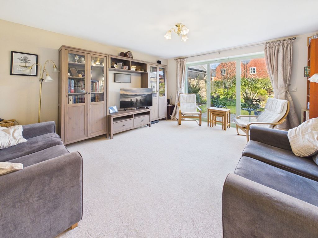 Property photo 3 of 17