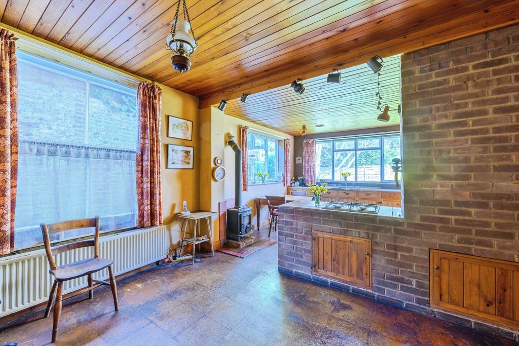 Property photo 3 of 19 Pbox-Img.Jpg