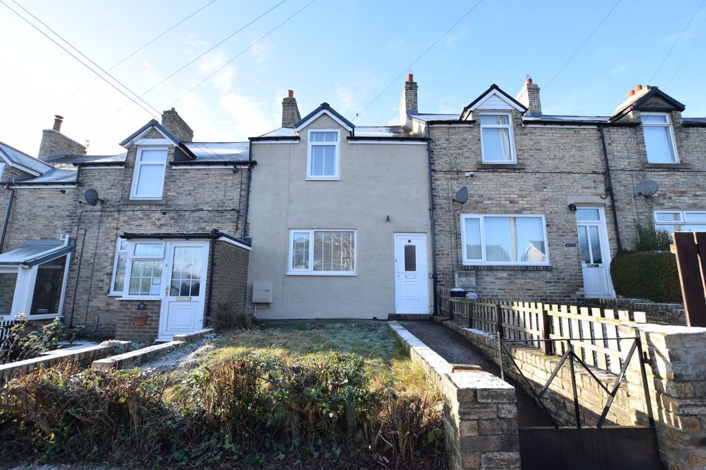 Property photo 3 of 10 External