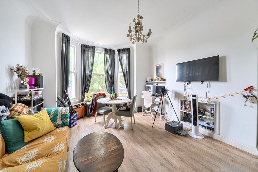 Property photo 2 of 9 1468324-5-6A19771...