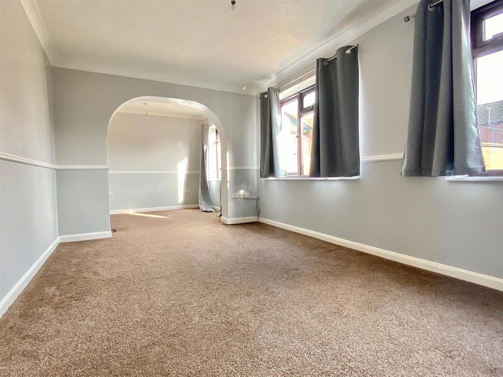 Property photo 2 of 16 S7V6Svs-A0Ao9Oxqmckbsq.Jpg