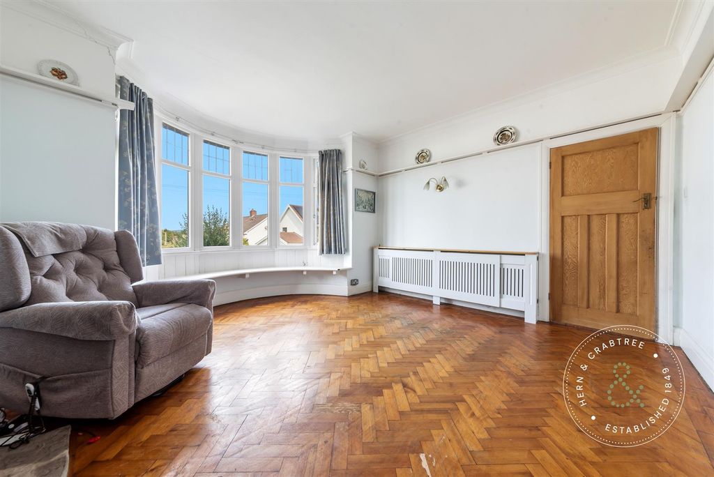 Property photo 3 of 43 Duffryn-Avenue-19.Jpg