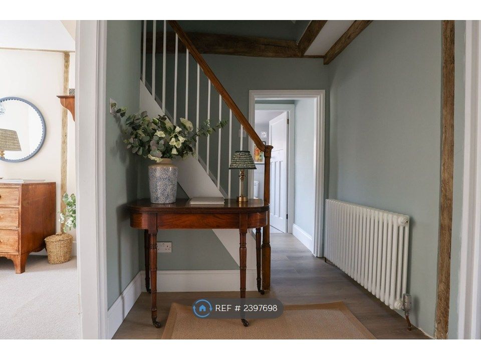 Property photo 3 of 17 1st Floor Landing