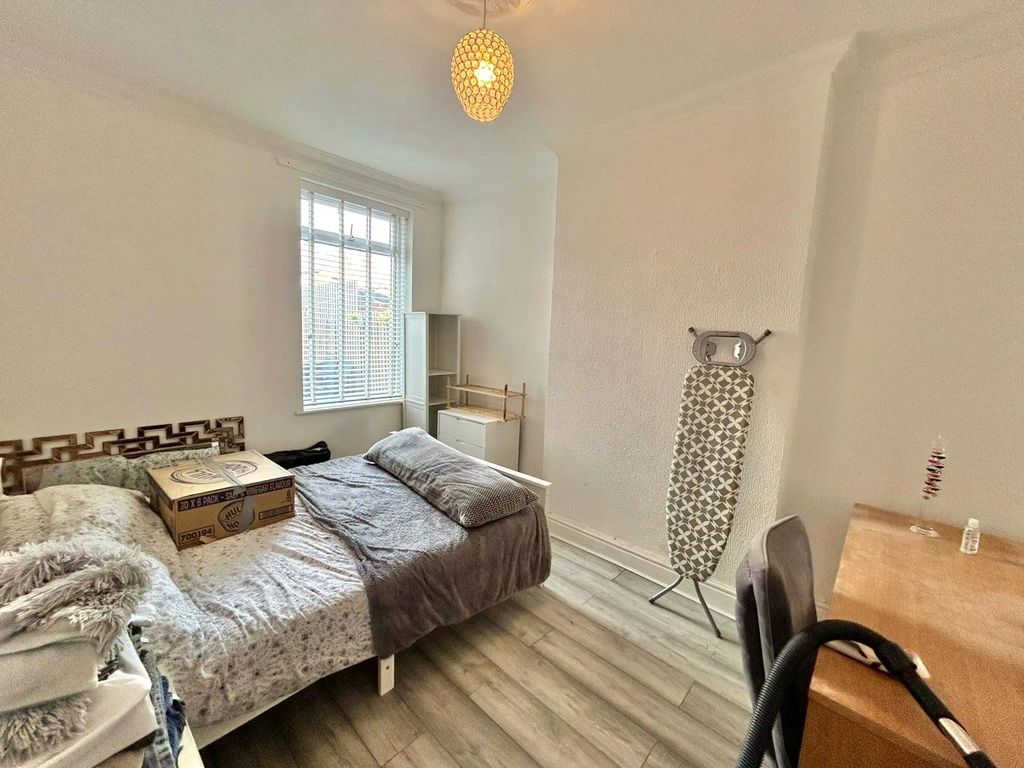 Property photo 3 of 11 Picture No. 05