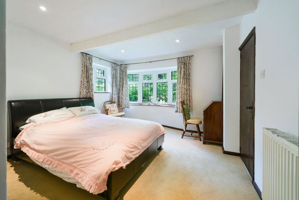 Additional image 14 of 5 bed detached house for saleHoltye Road, East Grinstead RH19