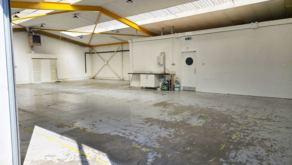 Property photo 3 of 4 Photo 3