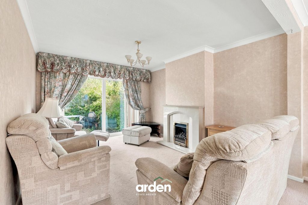 Property photo 2 of 12