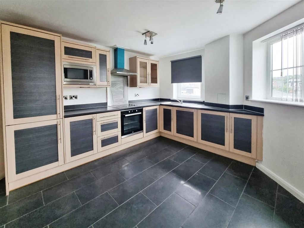 Property photo 3 of 13 Open Plan Living