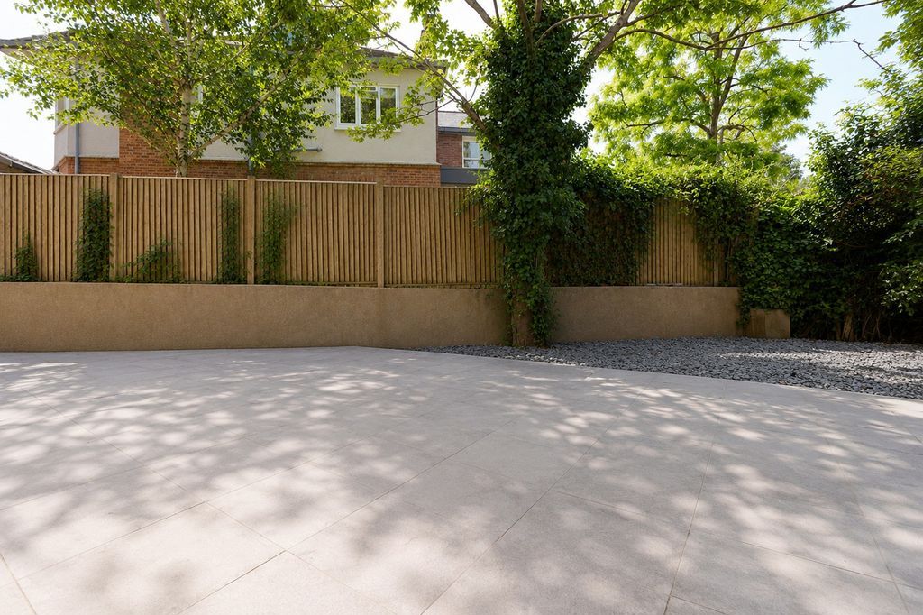Property photo 2 of 15 Photo 16