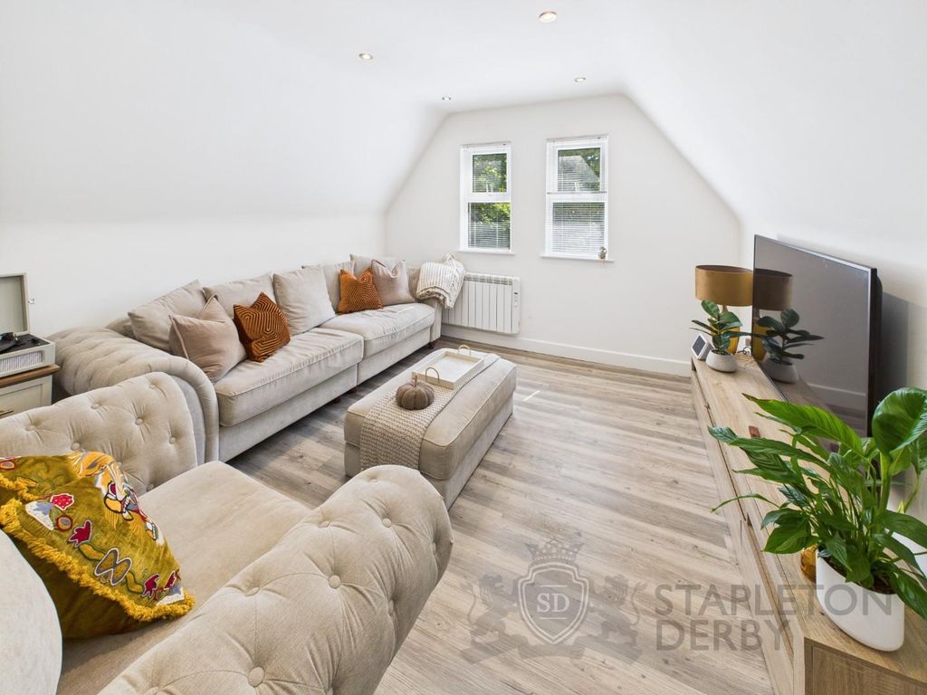 Property photo 1 of 17 Cam04720G0-Pr0088-Still007.Jpg