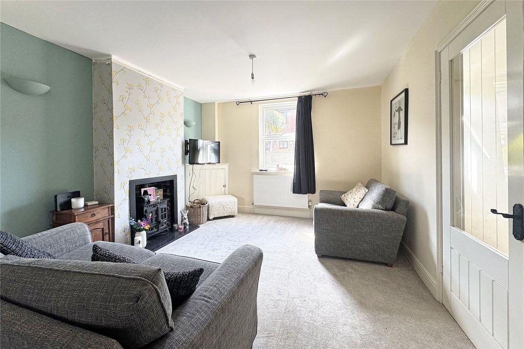 Property photo 2 of 12 Picture No. 03
