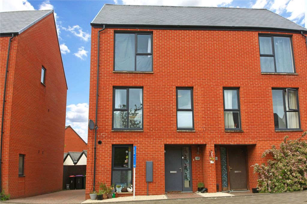 Property photo 1 of 17 Picture No. 24