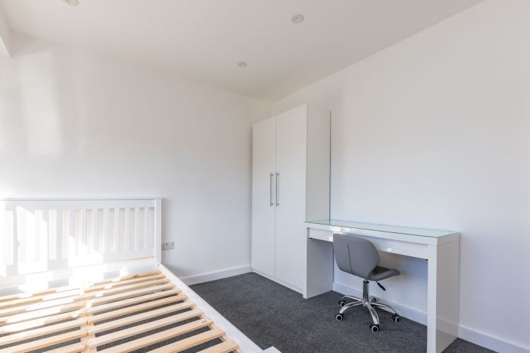 Property photo 2 of 5 Bedroom 5