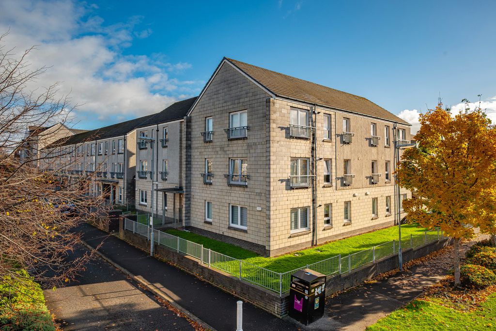 Property photo 1 of 26