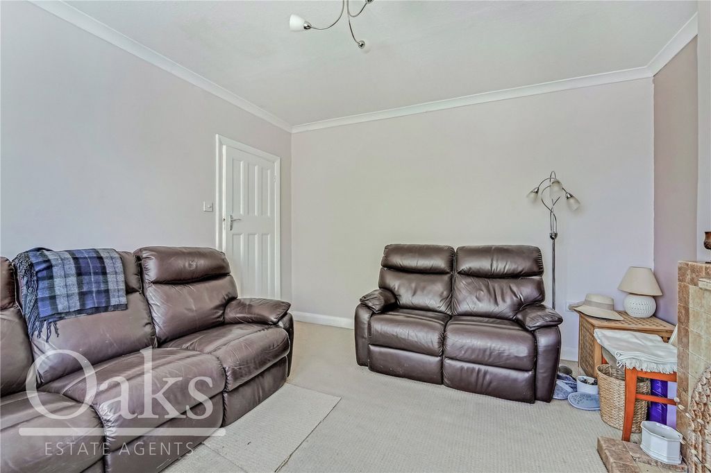 Property photo 2 of 8 Picture No. 16