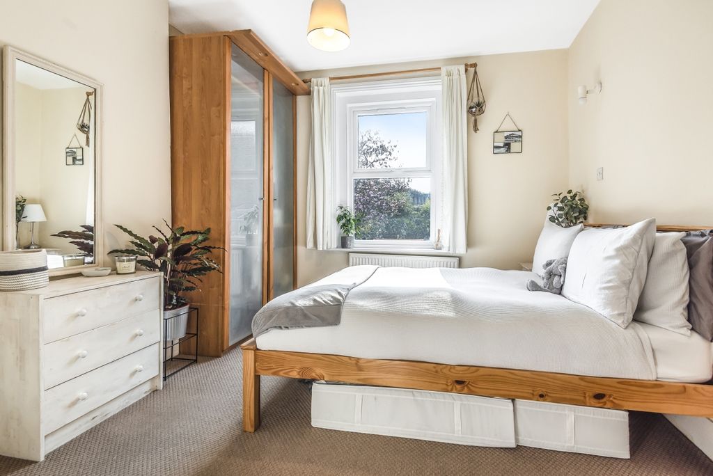 Property photo 3 of 6 463205 (5)