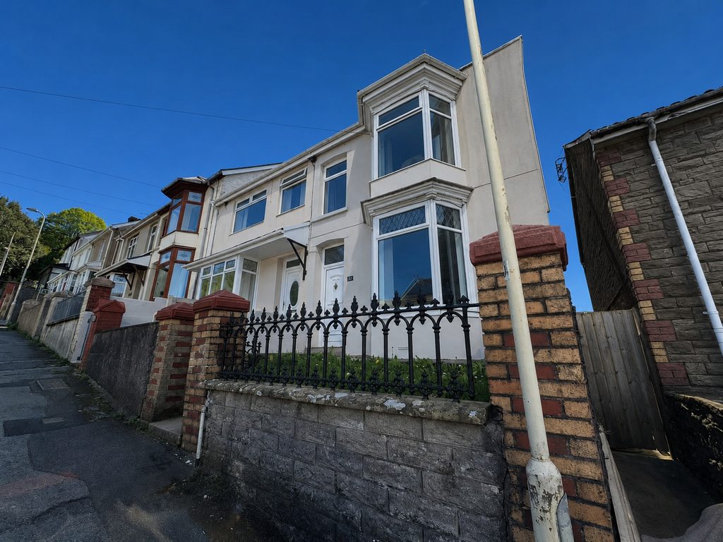 Property photo 1 of 29