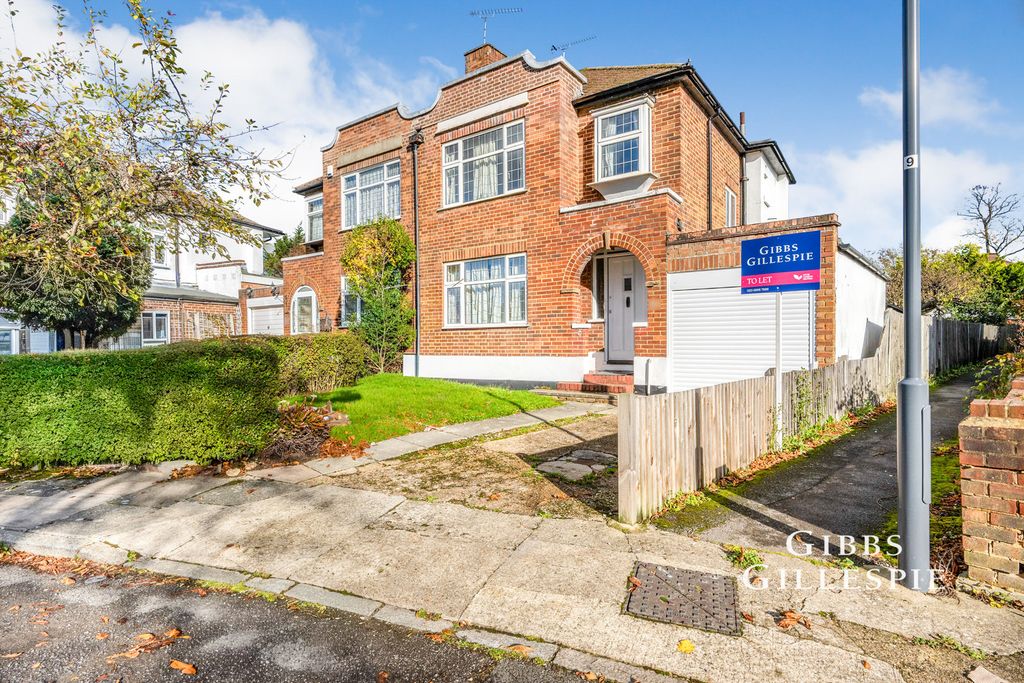 Property photo 1 of 10 Photo