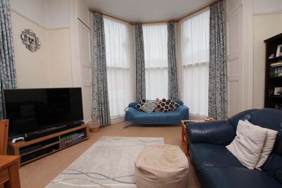 Property photo 3 of 5