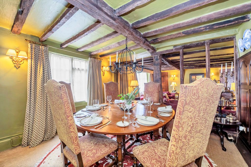 Property photo 3 of 36 Dining Room