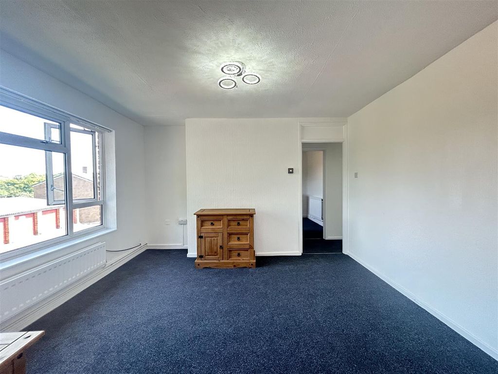 Property photo 3 of 10 Img_2004.Jpg