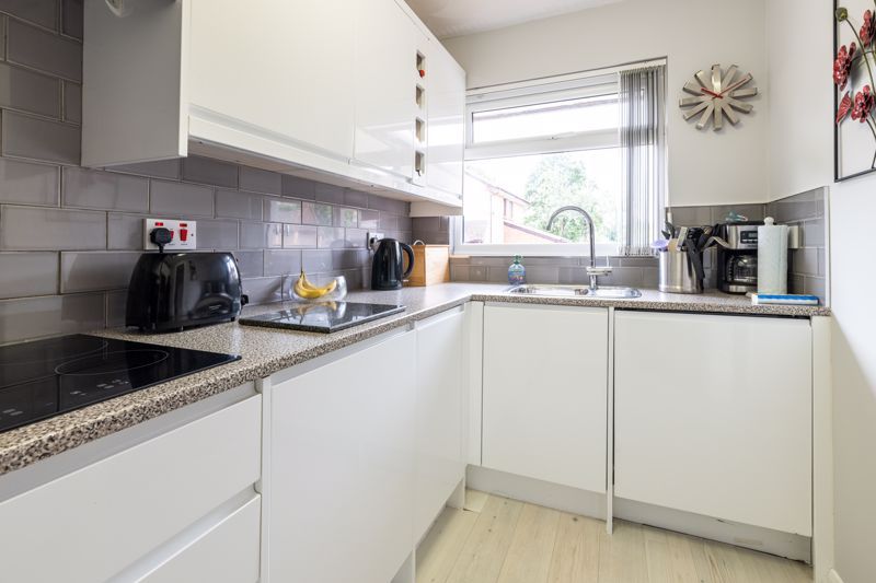 Property photo 2 of 16 Kitchen