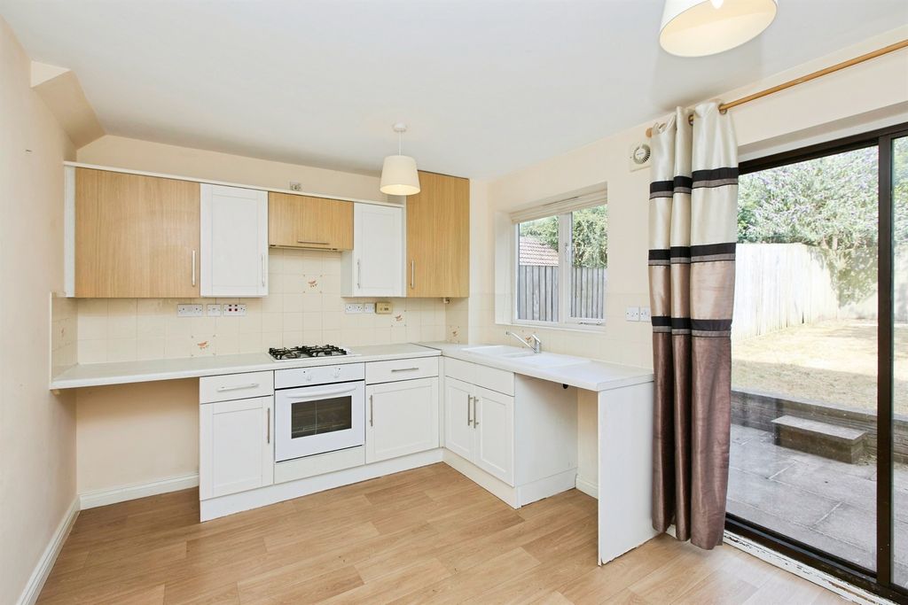 Property photo 3 of 20