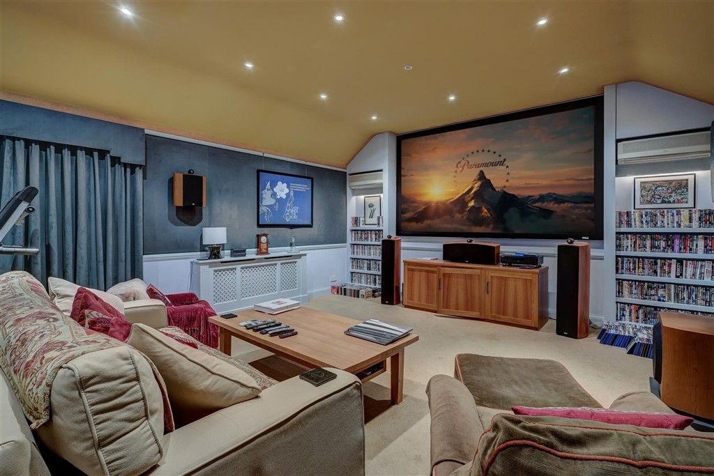 Property photo 3 of 14 Cinema Room