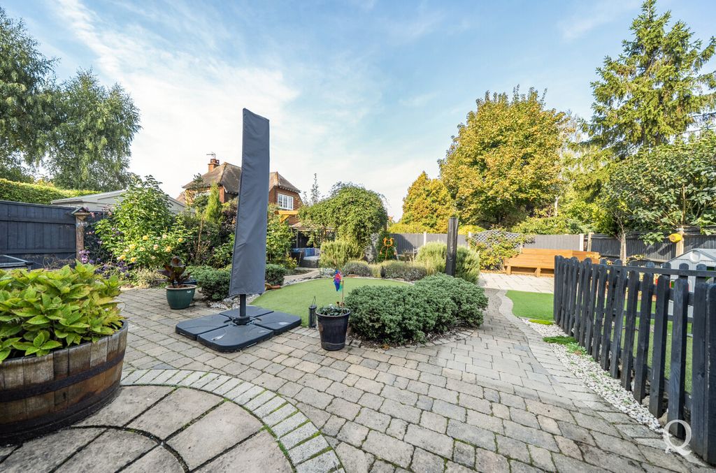 Property photo 3 of 31 Ffd2Ed6A-Ec75-49d...