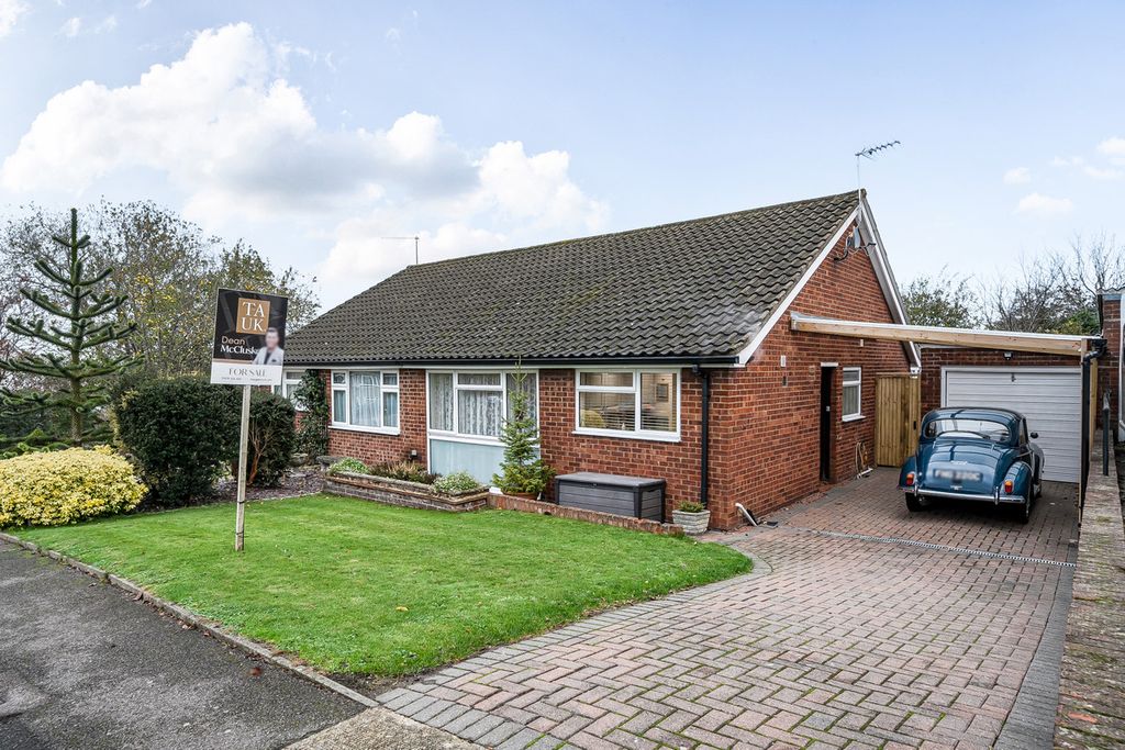 Property photo 1 of 11