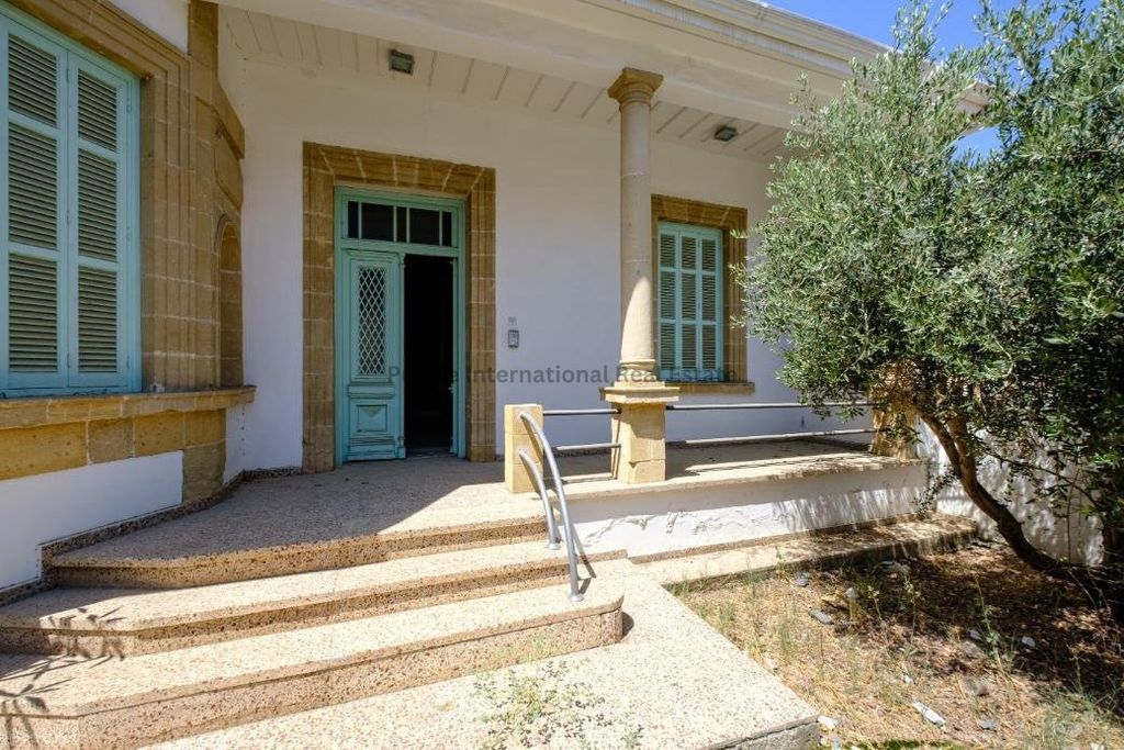 Property photo 1 of 23