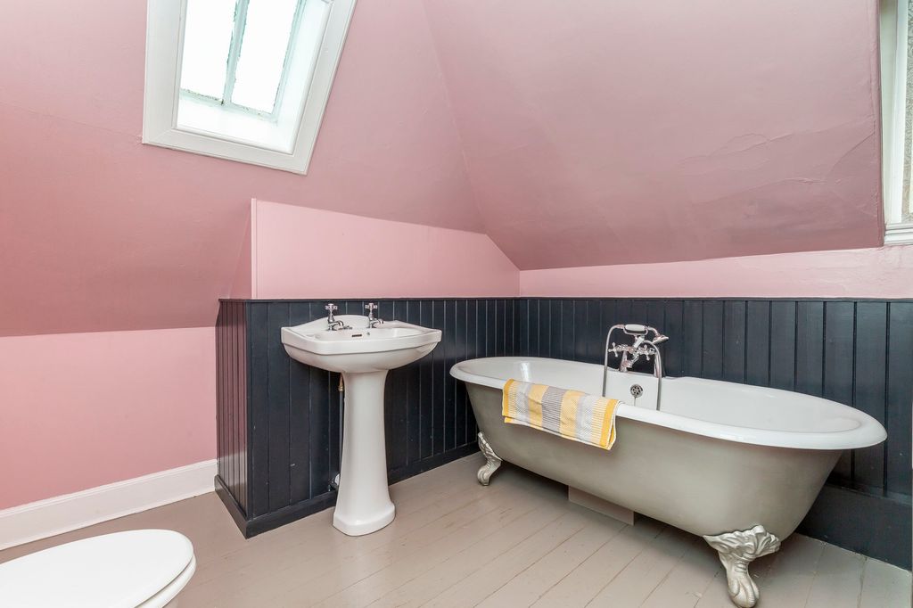 Additional image 18 of 3 bed detached house for sale405 Lanark Road, Colinton, Edinburgh EH13