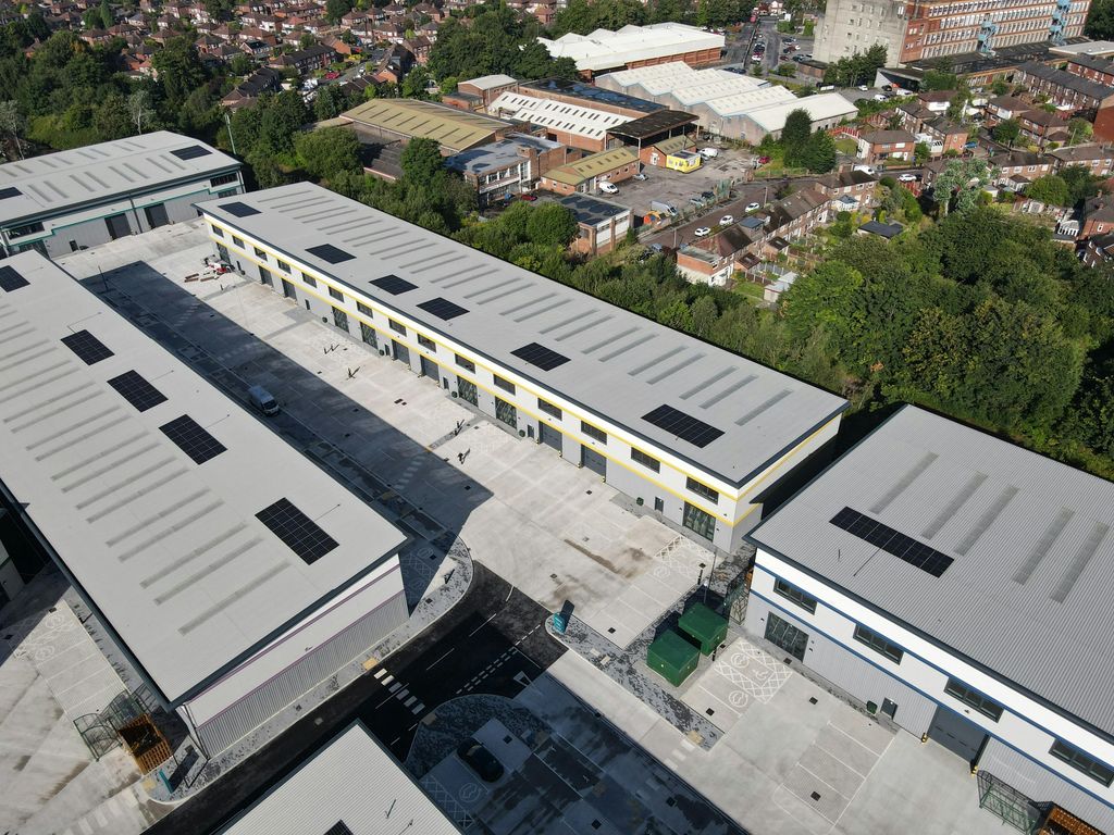 Property photo 2 of 13 071Baa54975047c3A10Ec2d1Faf4c6Ab.Jpg