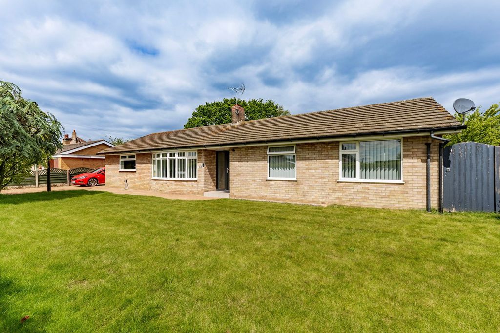 Property photo 1 of 25