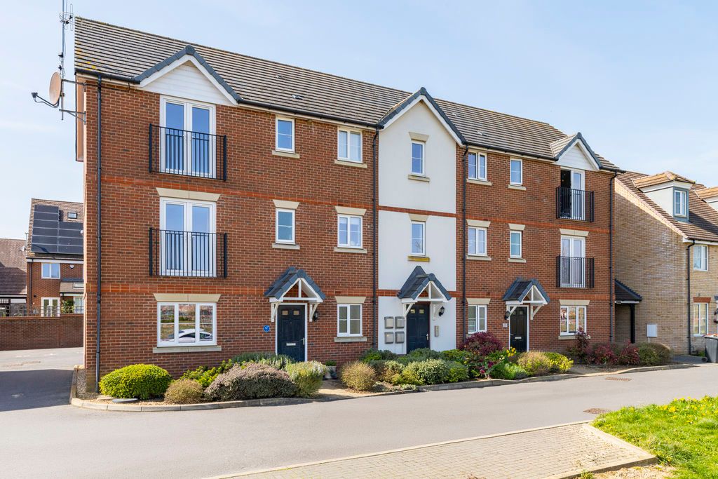 Property photo 1 of 20 Front Of Block