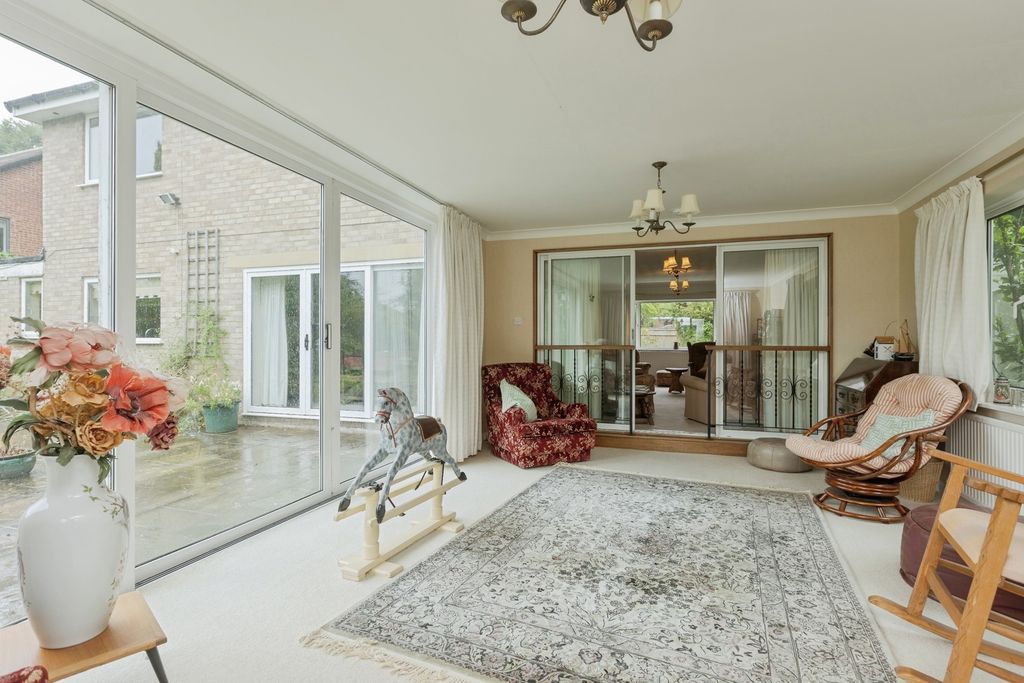 Property photo 2 of 21 Pbox-Img.Jpg