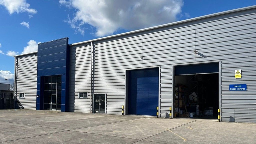 Property photo 1 of 5 Photo 4