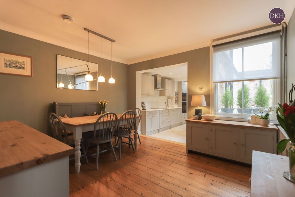 Property photo 2 of 21 Picture No. 07