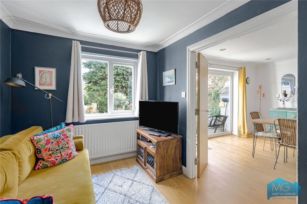 Property photo 2 of 14 Picture No. 20