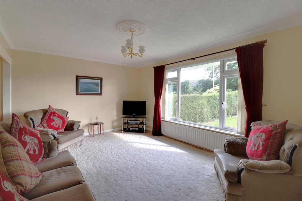 Property photo 2 of 10 Picture No. 13